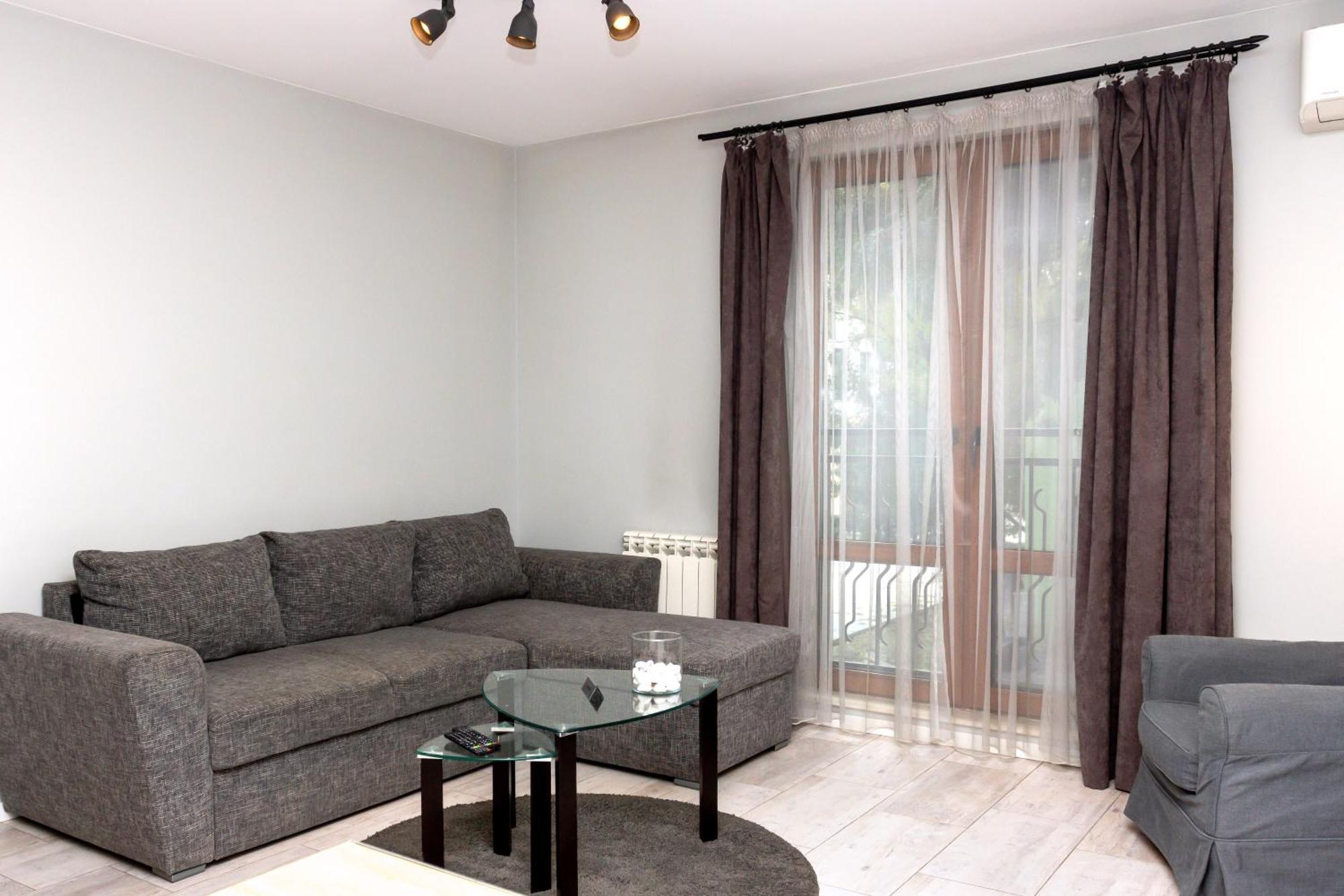 Mon Ami Apart In Studentski Grad Area ソフィア エクステリア 写真